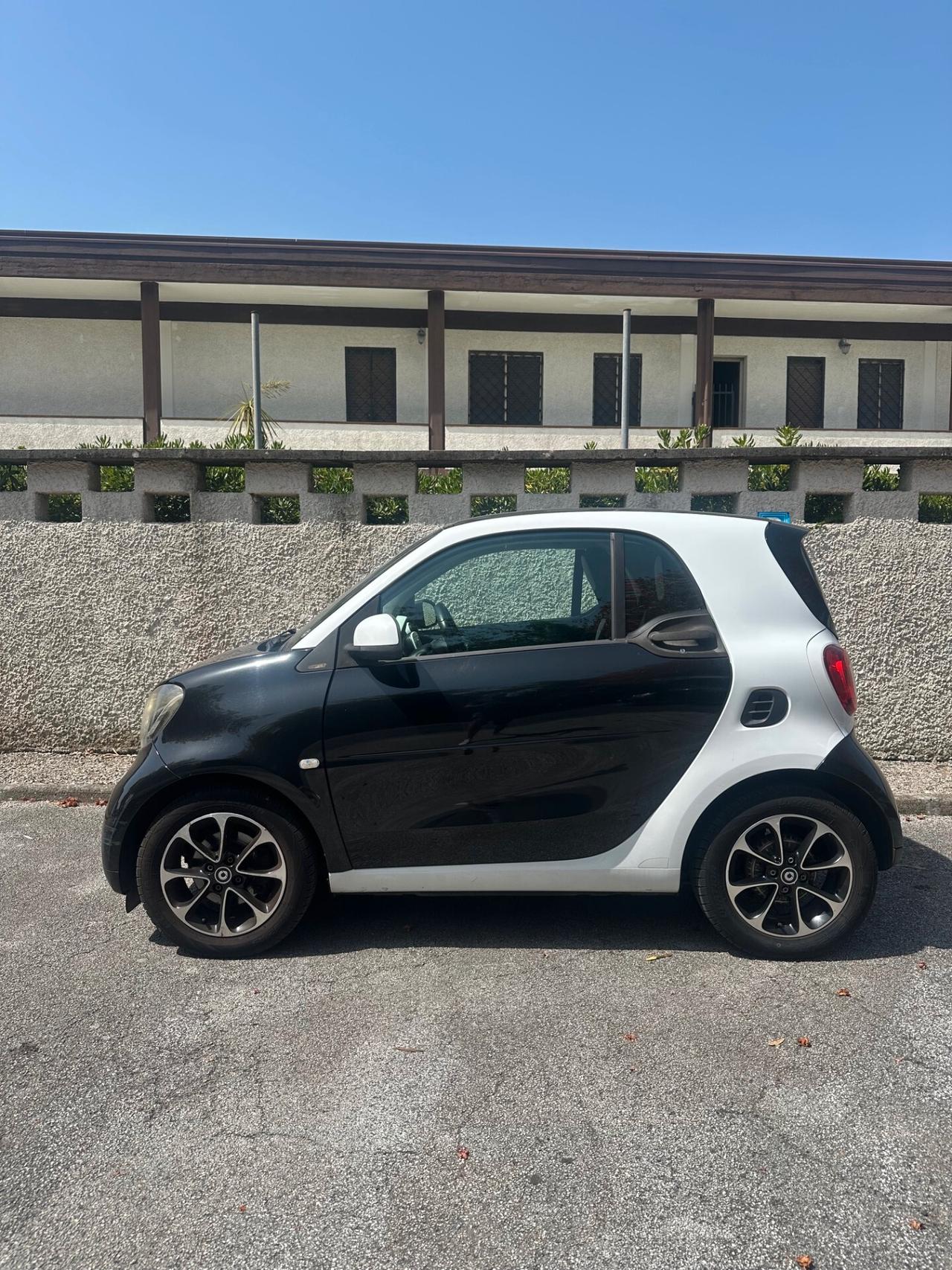 Smart ForTwo 1000 62 kW coupé passion 1.0 MANUALE