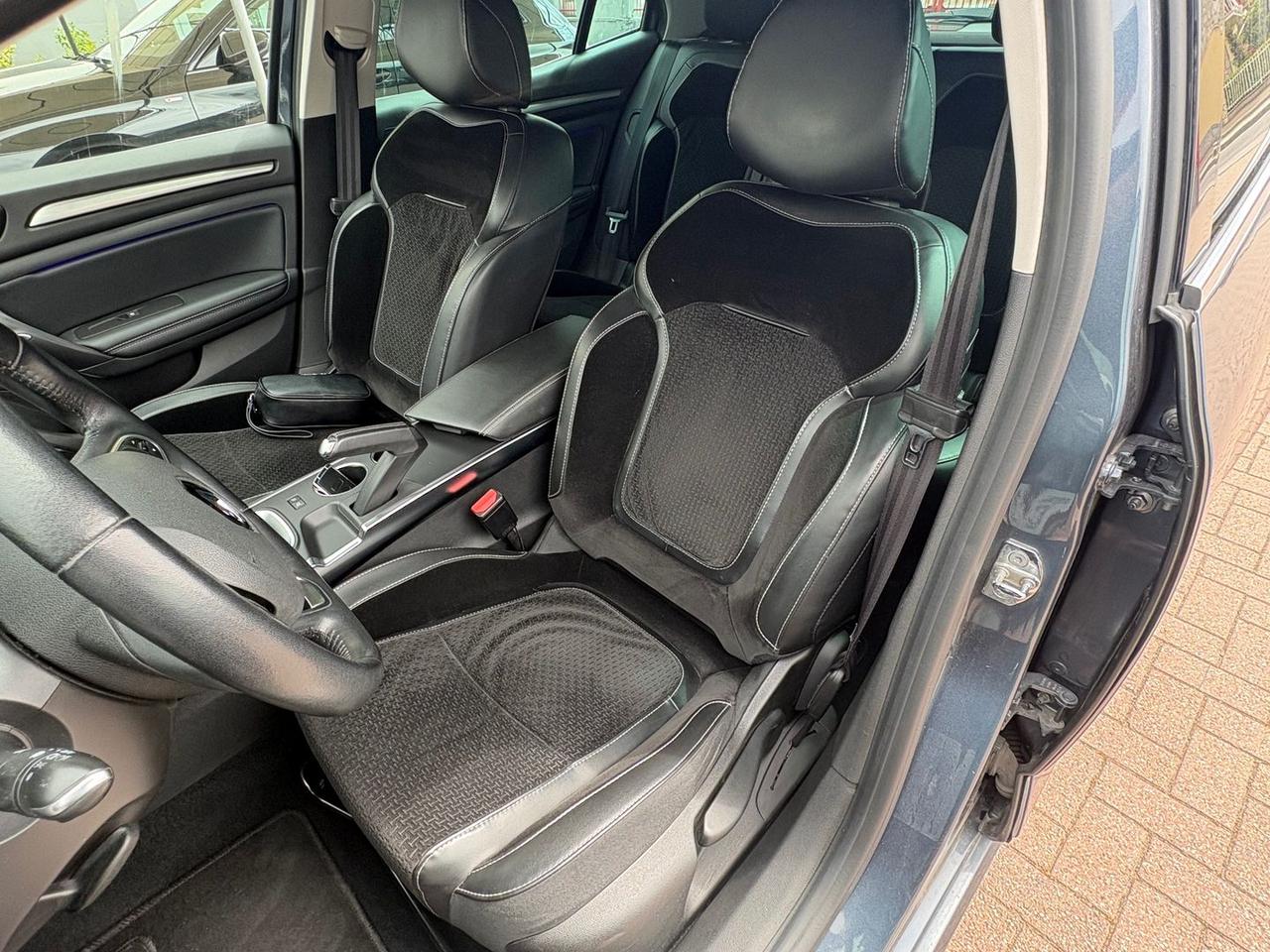 Renault Megane Bose 1.5 ENERGY dCi 110 Eco2 #11165