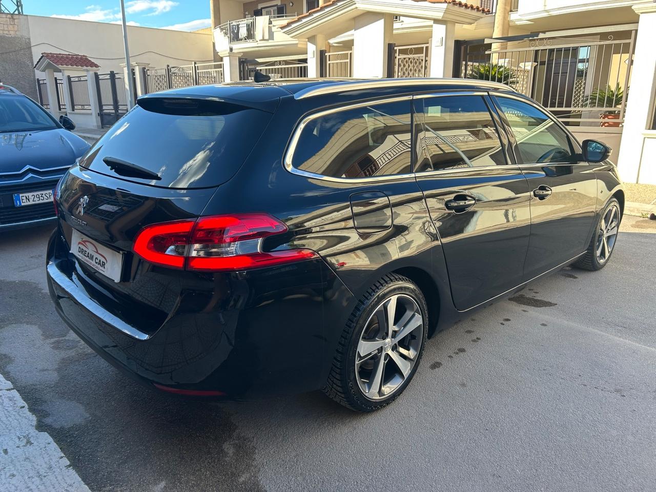 Peugeot 308 BlueHDi 120 S&S EAT6 SW Allure