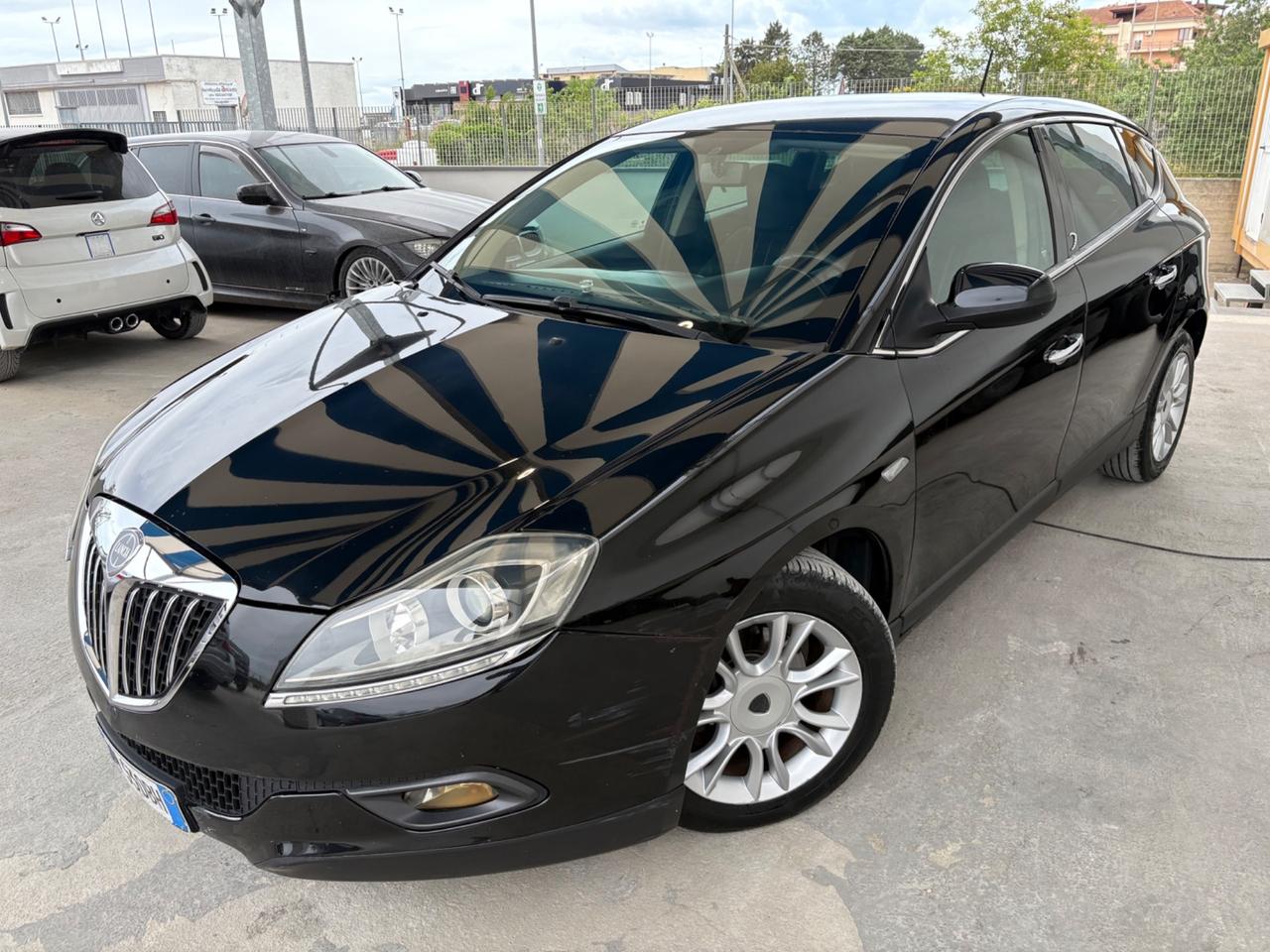 Lancia Delta 1.6 MJT DPF Oro