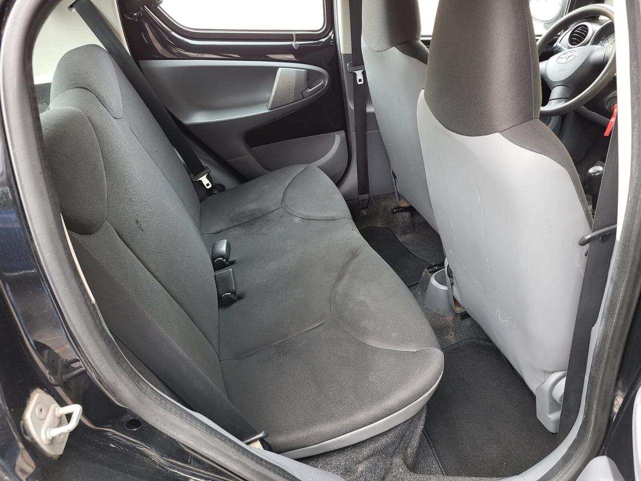 Toyota Aygo 1.0 12V VVT-i 5 porte Now