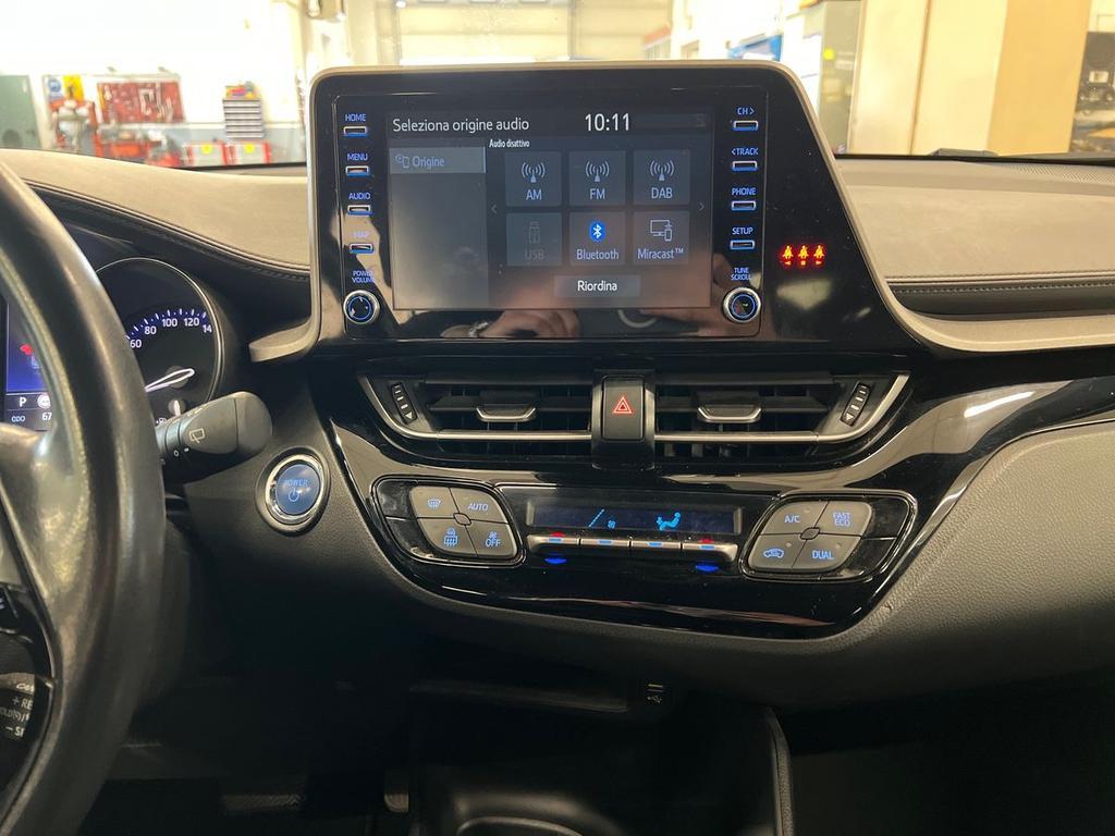 Toyota C-HR 1.8h Active e-cvt