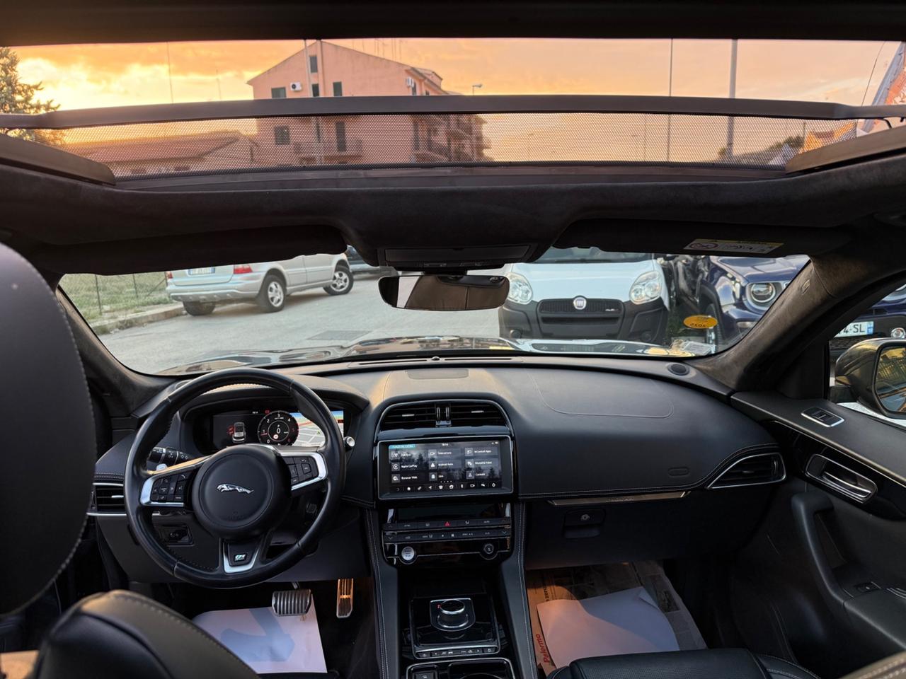 Jaguar F-Pace 2.0 D 180 CV AWD aut. R-Sport 12/2019