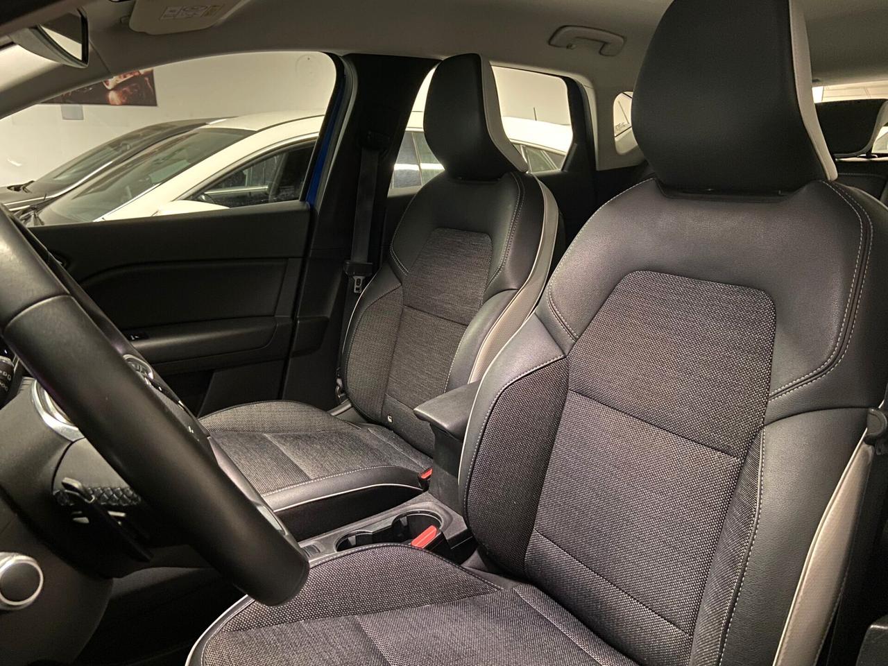 Renault Captur Blue dCi 115 CV EDC Intens