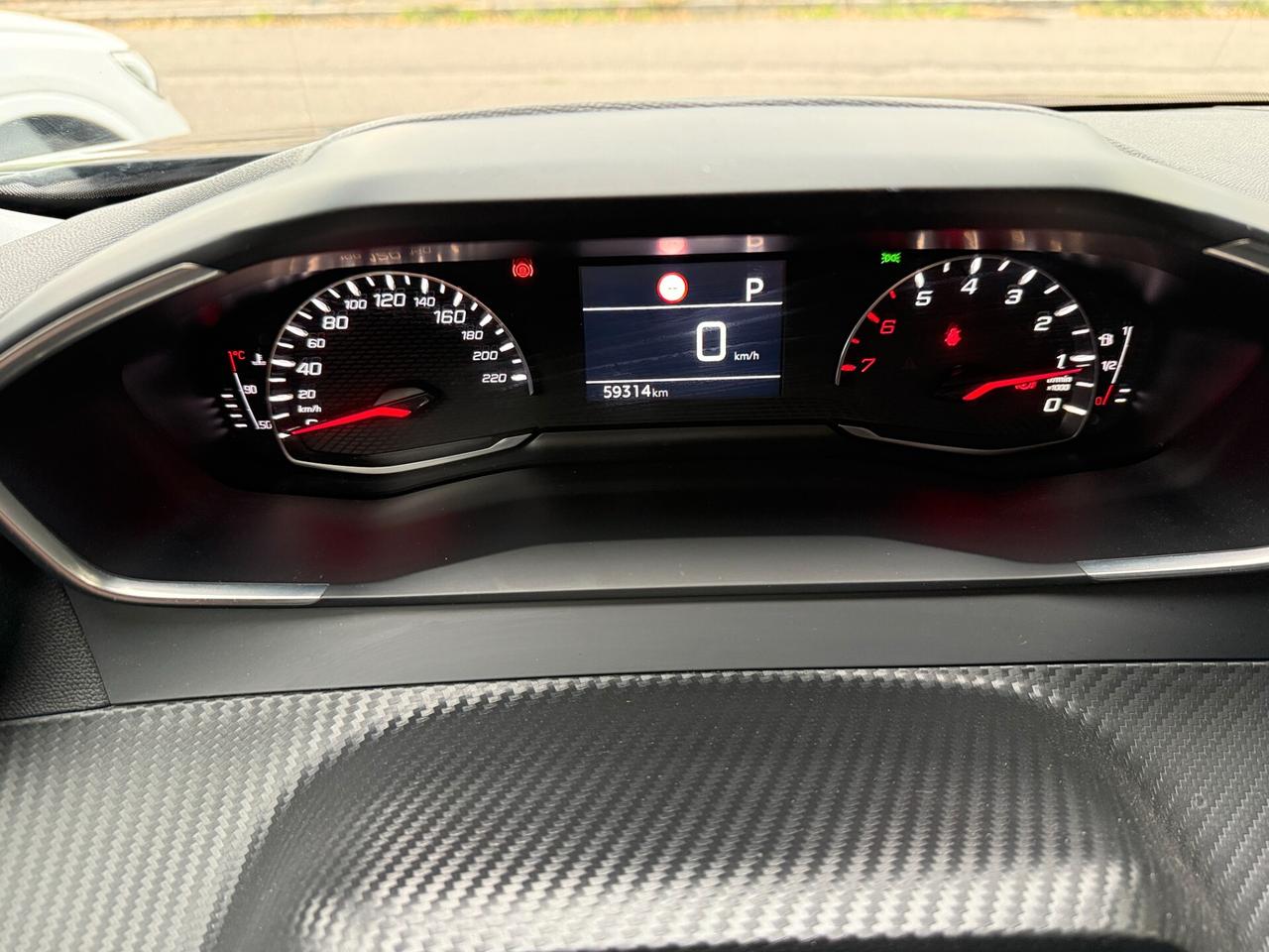 Peugeot 2008 PureTech 130 S&S EAT8 Allure