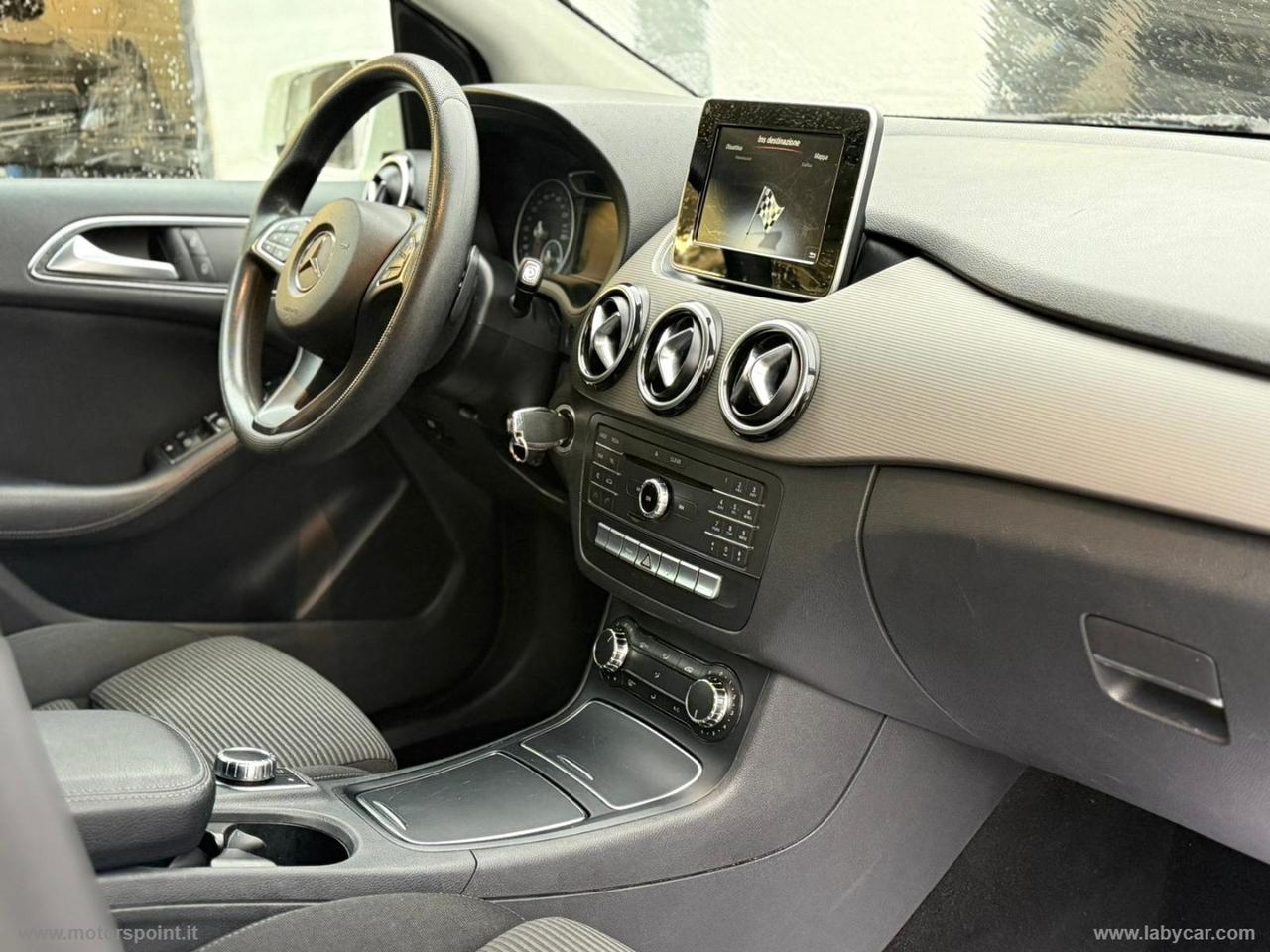 MERCEDES-BENZ B 180 CDI Automatic Premium