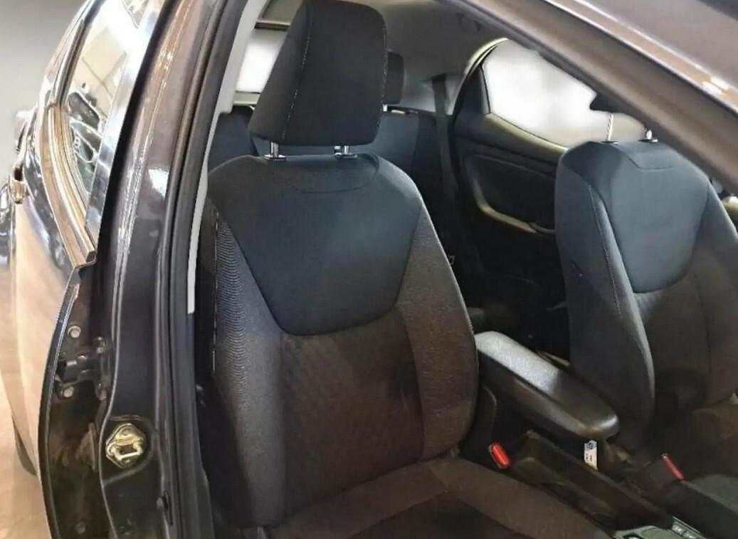 Toyota Yaris 1.5 Hybrid 5 porte Business