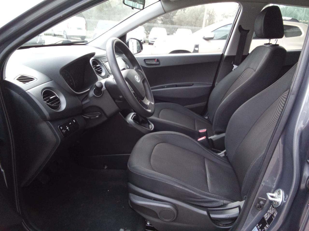 HYUNDAI i10 1,0 GPL 70 CV LOGIN 5P