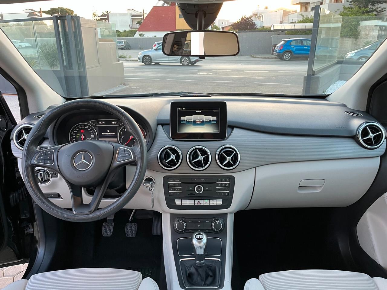 Mercedes-benz Classe B (T246/242) 180 d Business 1.5 110cv