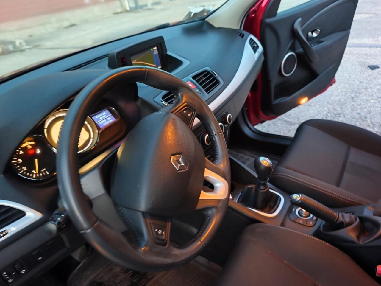 Renault Clio SW 2009---1.5 Diesel