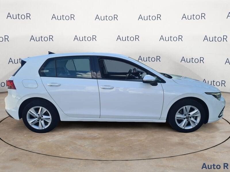 Volkswagen Golf 1.0 eTSI 81kW EVO Life DSG