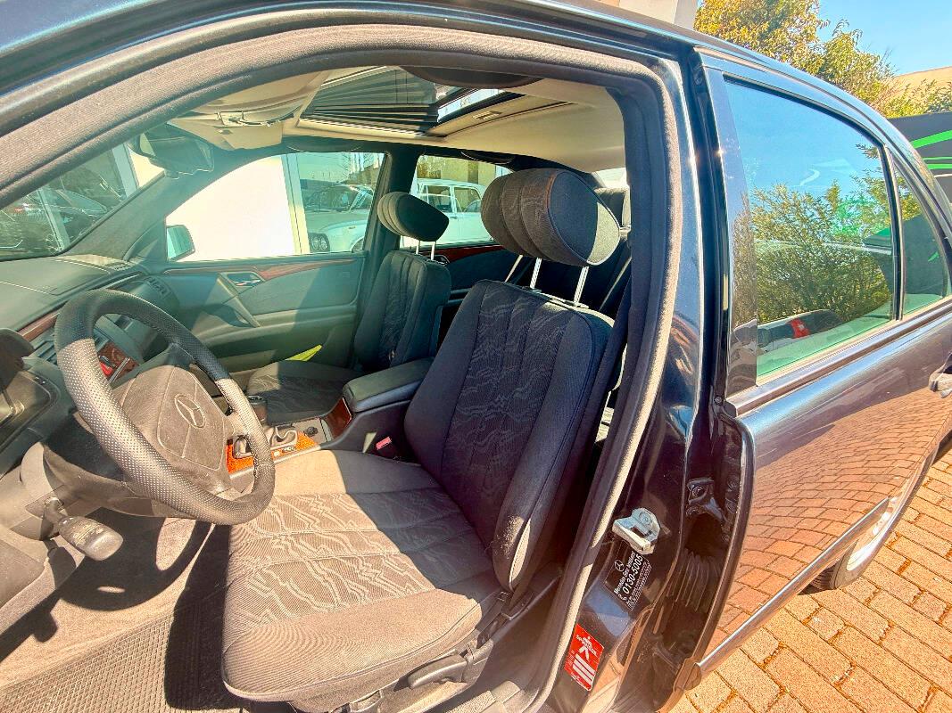 Mercedes Classe E - W210 Berlina E 200 Classic