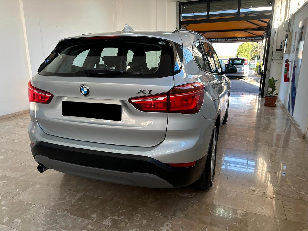 Bmw X1 sDrive18d Business