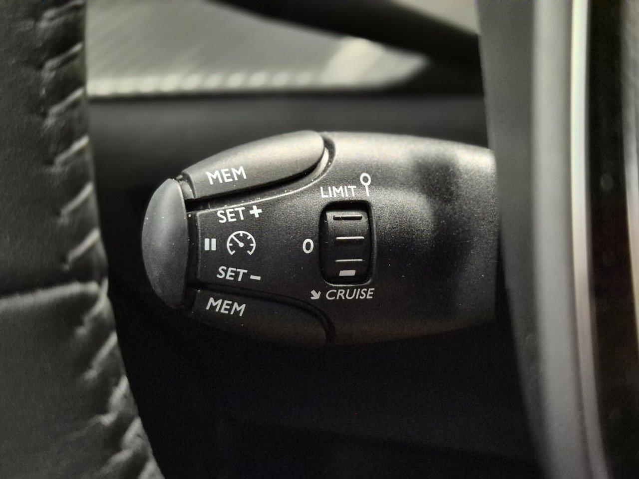 Peugeot 208 1.2 puretech Style s&s 100cv IN PROMO
