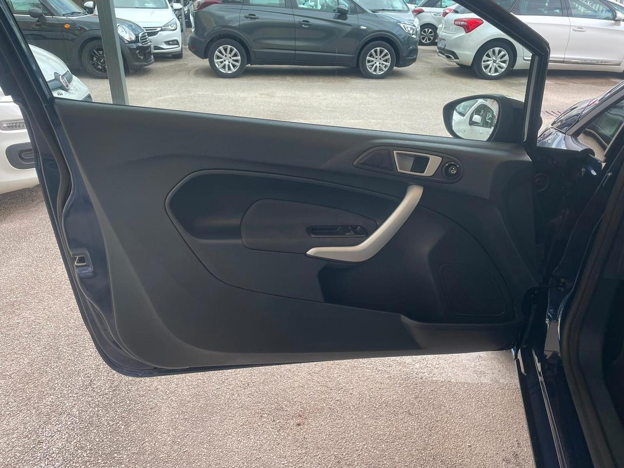 Ford Fiesta Ikon 1.4 3 porte Bz.- GPL