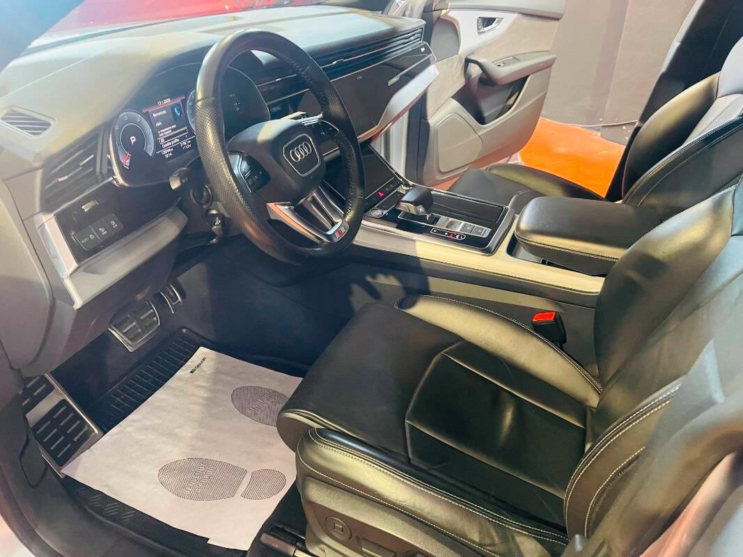 Audi Q8 50 3.0 tdi mhev quattro tiptronic 21''