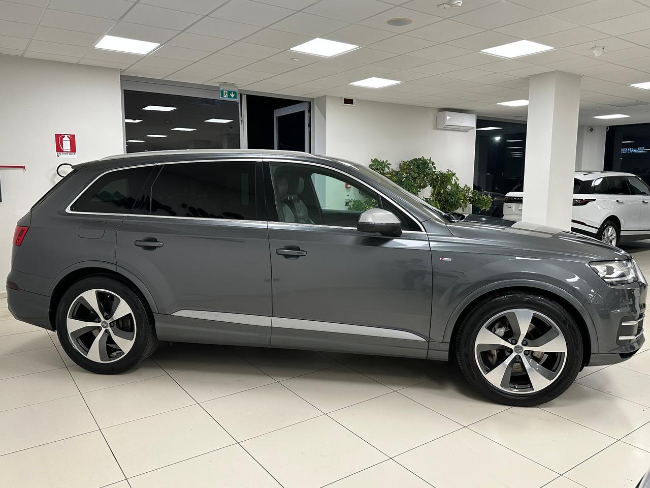 Audi Q7 3.0 TDI 272 CV quattro tiptronic S-LINE - 2016