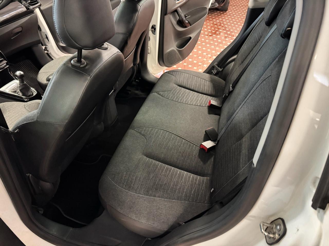 Citroen C3 PureTech 82 Monna Lisa - NEOPATENTATI