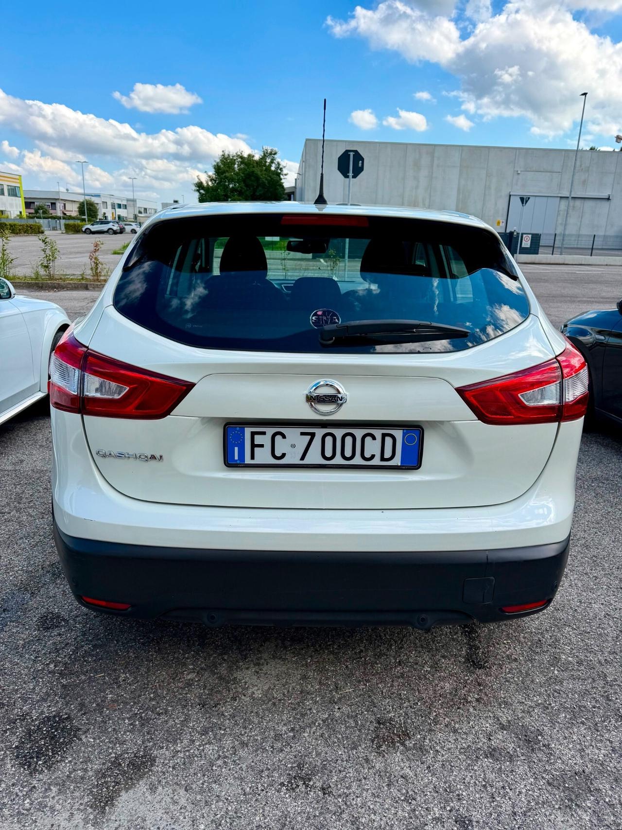 NISSAN QASHQAI 1.2 BENZINA EURO 6 B