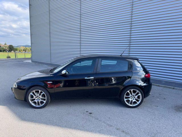 ALFA ROMEO 147 2.0 Mjt diesel Ok neopatentati 5 porte