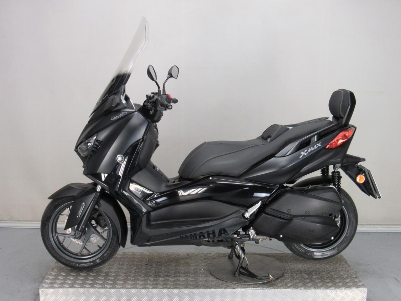 Yamaha X-Max 300 ABS IRONMAX