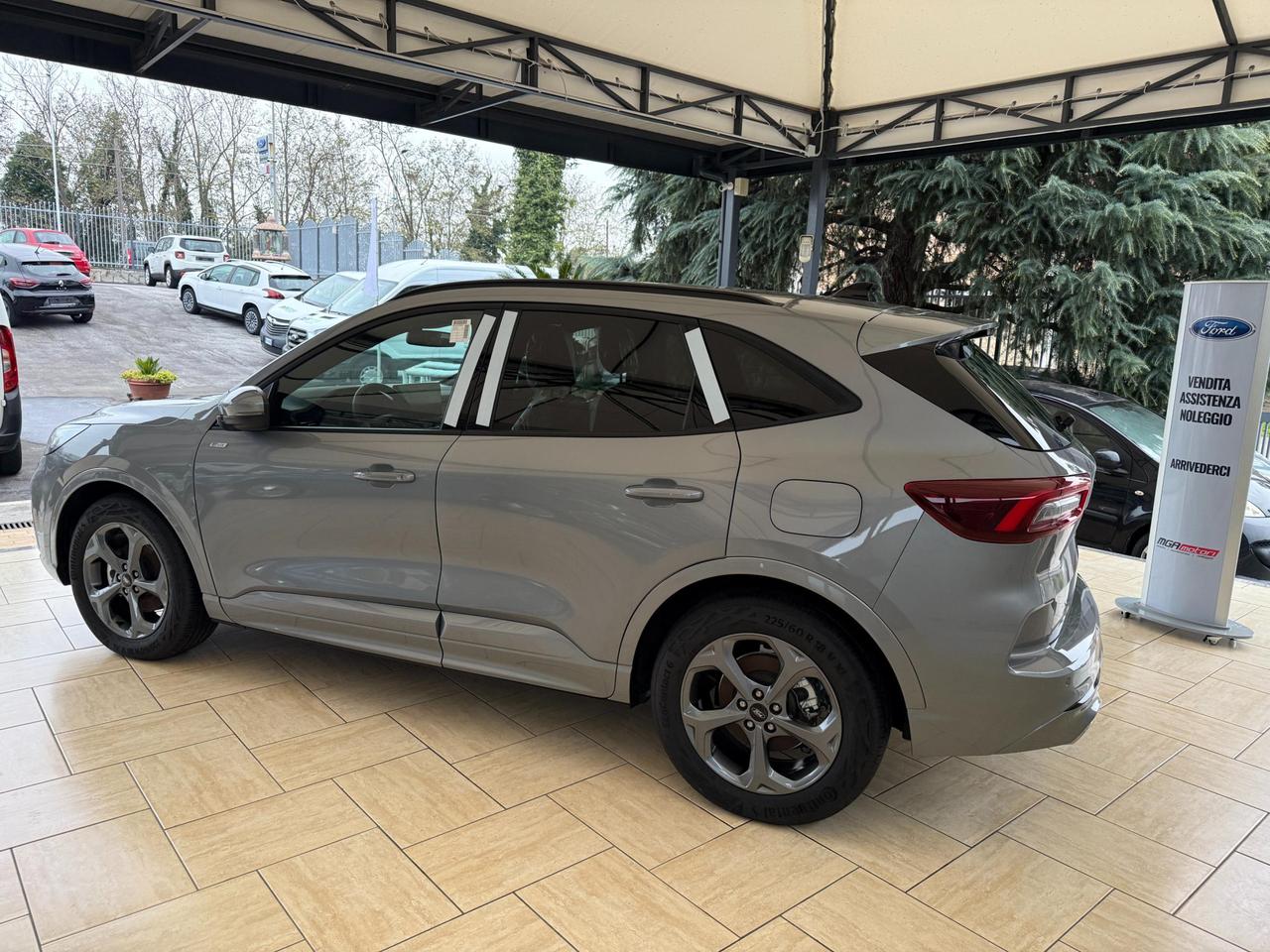Ford Kuga 2.5 full hybrid ST-Line 2wd 180cv auto