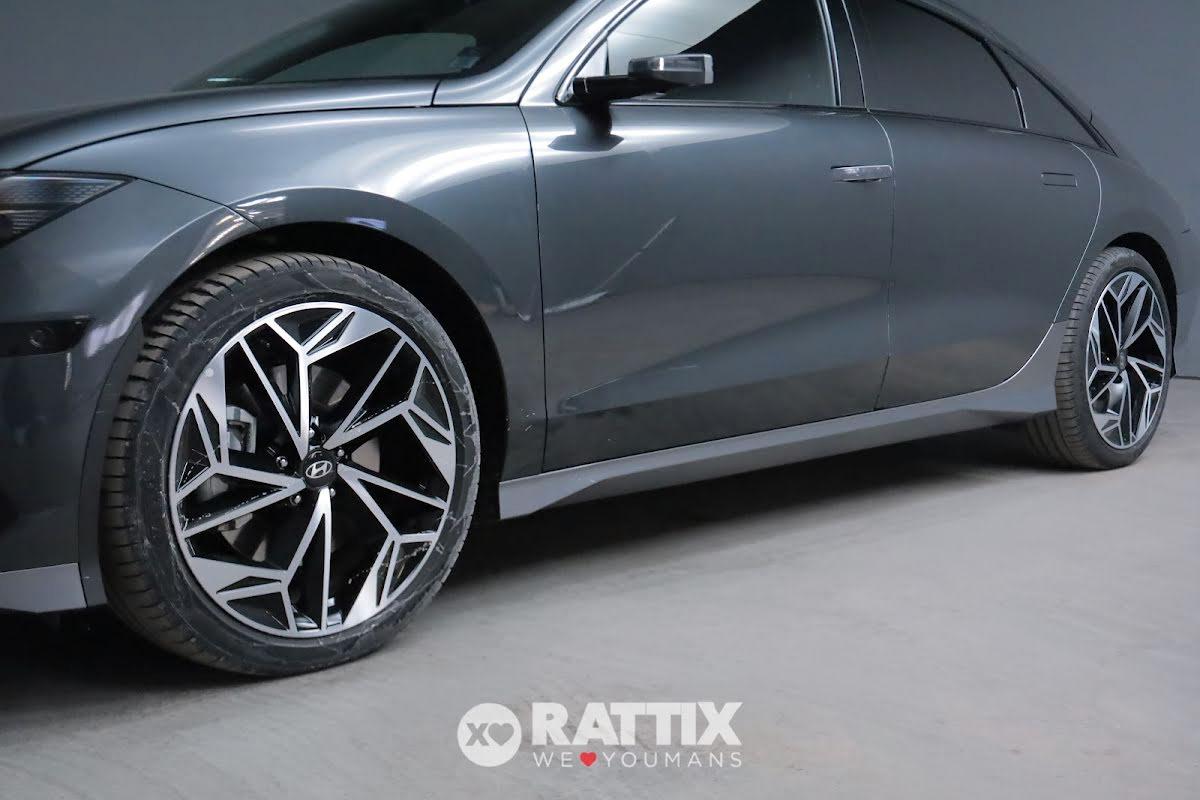 Hyundai IONIQ 6 motore elettrico 77,4 kWh Evolution AWD + tetto panoramico