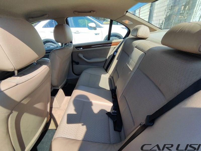 BMW Serie 3 318tds turbodiesel cat Compact Carving
