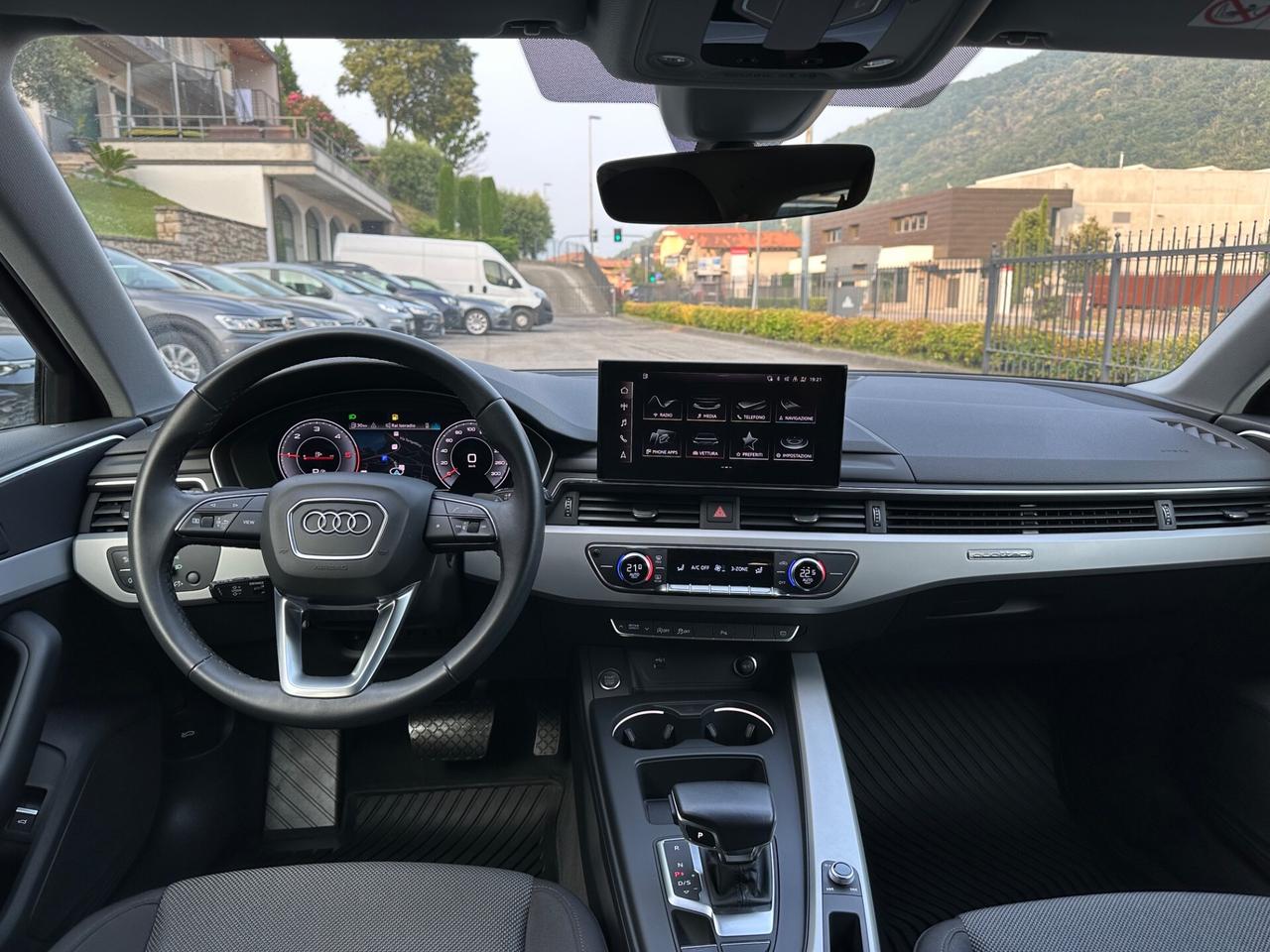 Audi A4 40 TDI quattro S tronic Business Advanced