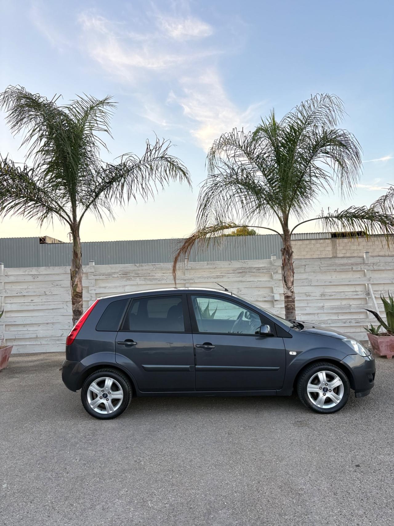 Ford Fiesta 1.4 TDCi 5p. In pronta consegna