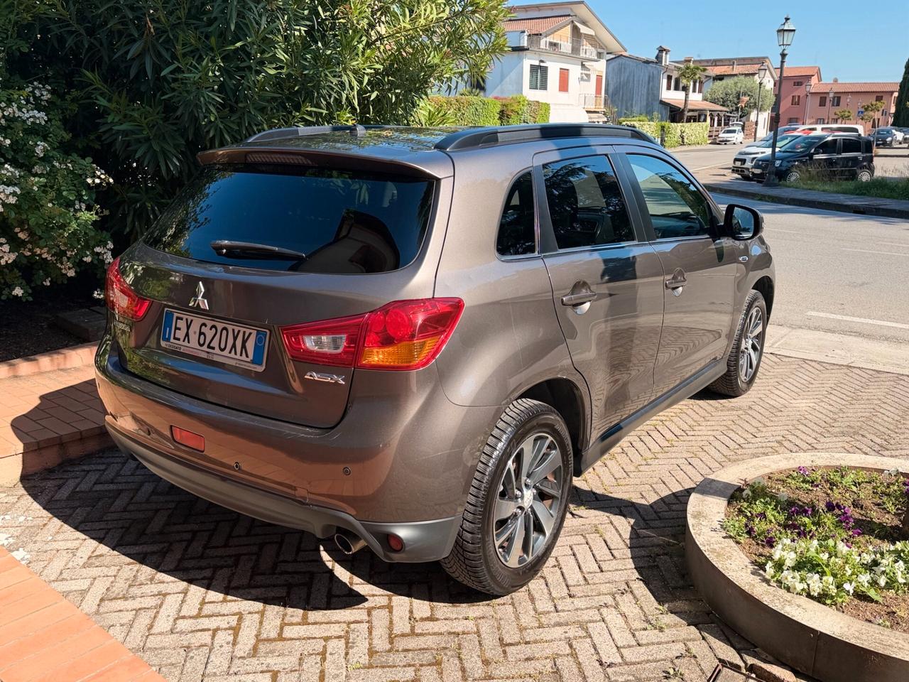Mitsubishi ASX 1.6 2WD GPL Bi-Fuel Invite