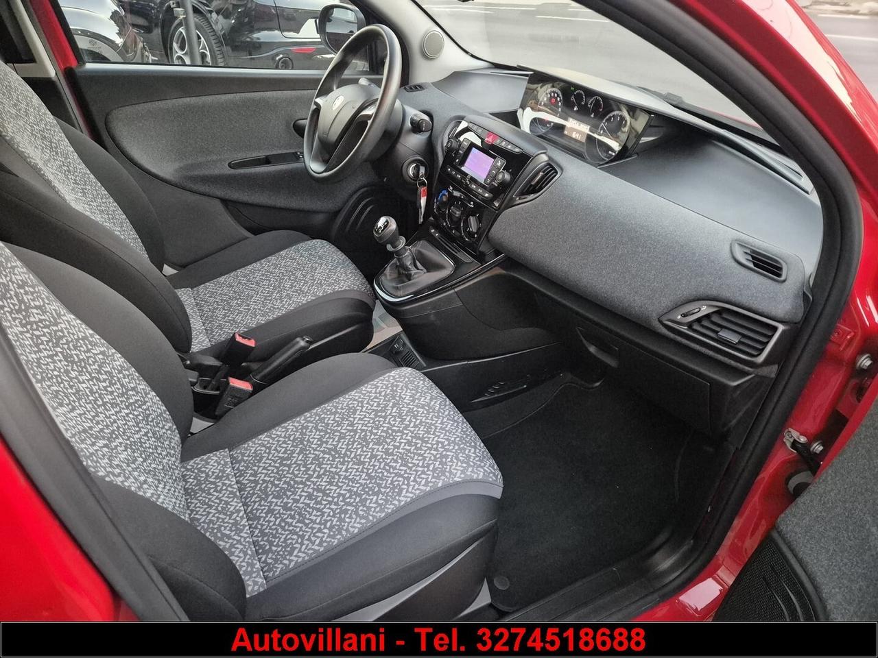LANCIA YPSILON 1.2 69cv 5p GPL Alberta Ferrett 202