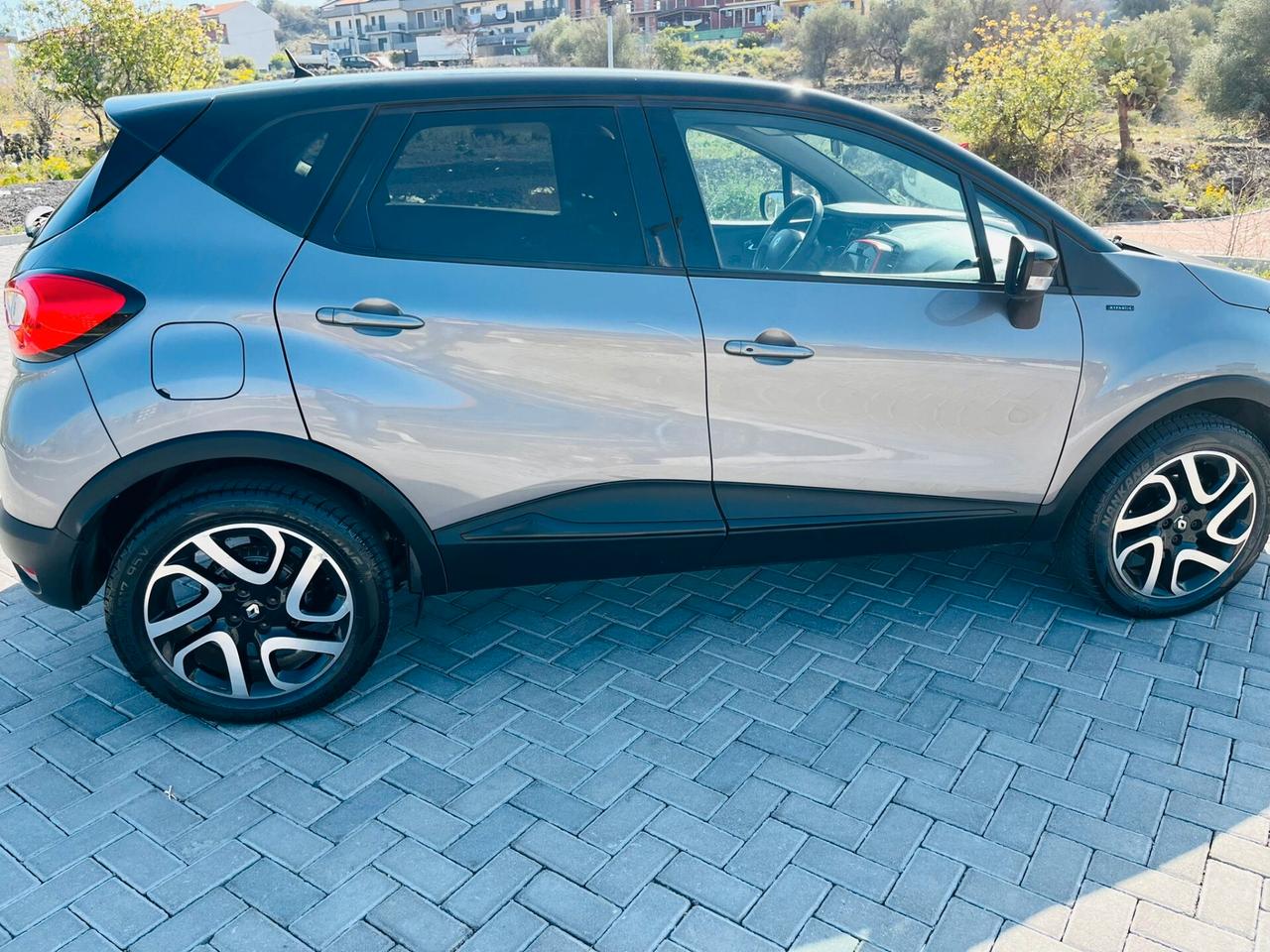 Renault Captur 1.5DCI PARI AL NUOVO FULL 2015