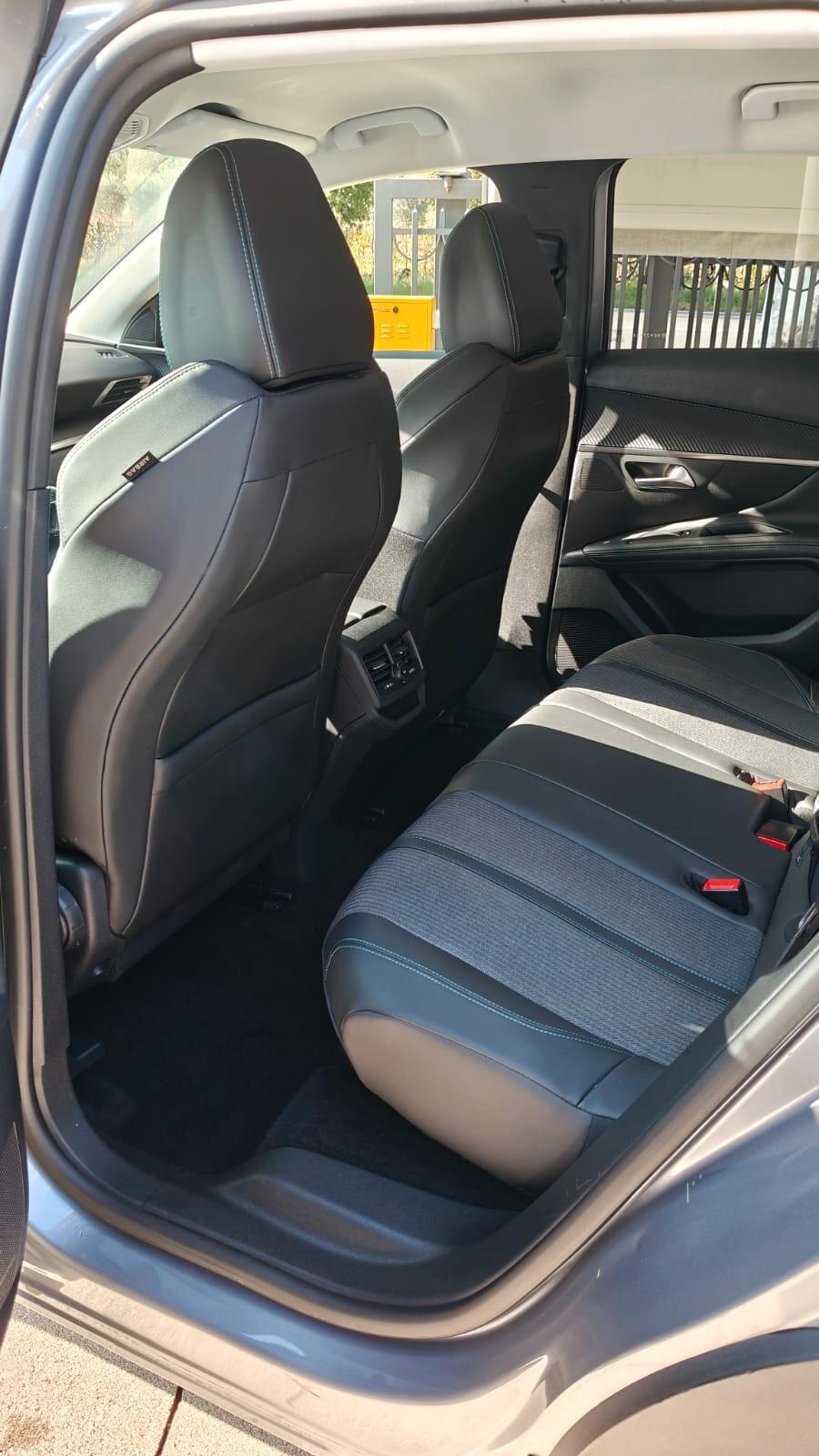 Peugeot 3008 BlueHDi 130 S&S Allure Pack