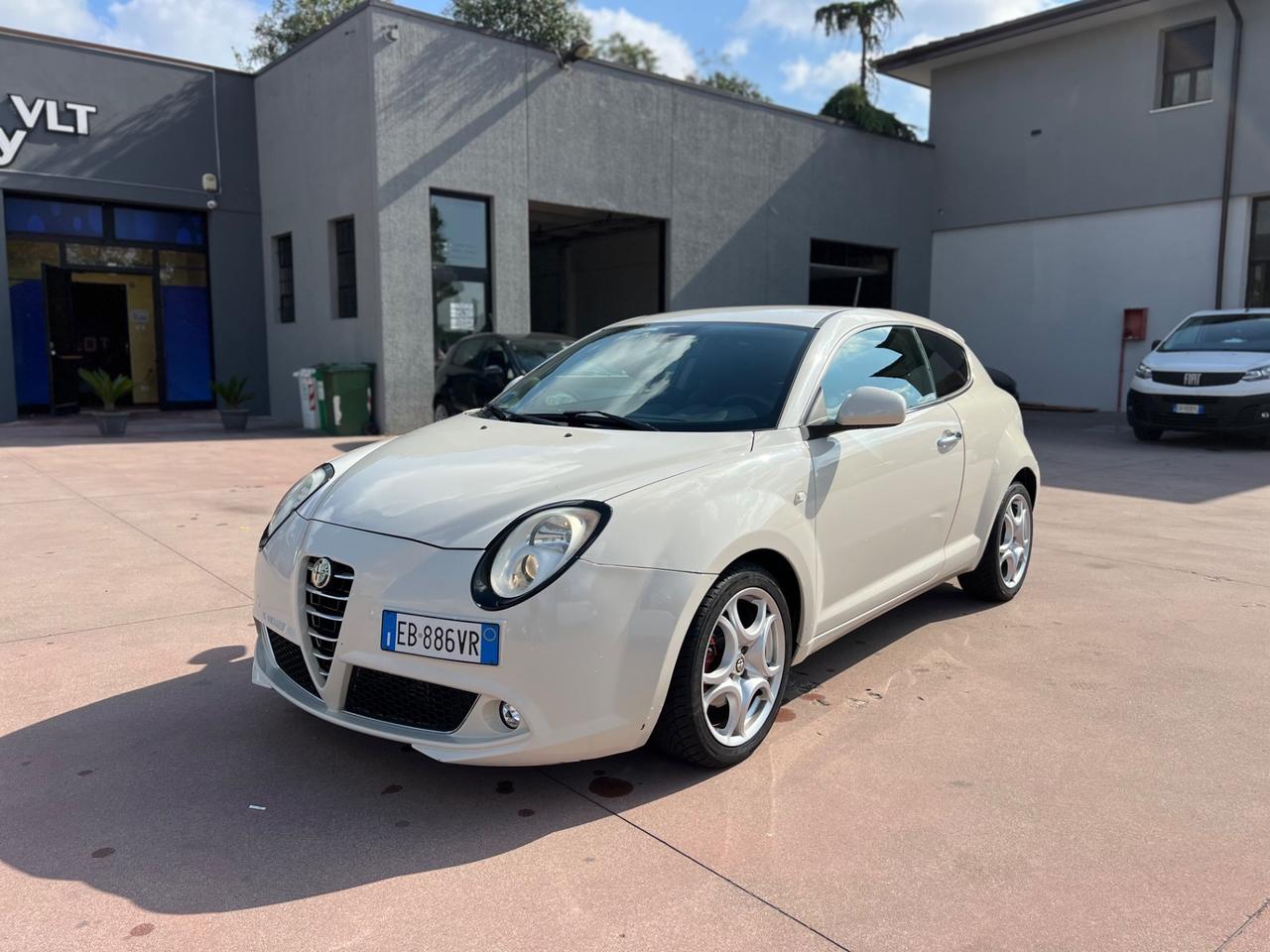 Alfa Romeo MiTo 1.3 JTDm-2 95 CV S&S Distinctive Sport Pack