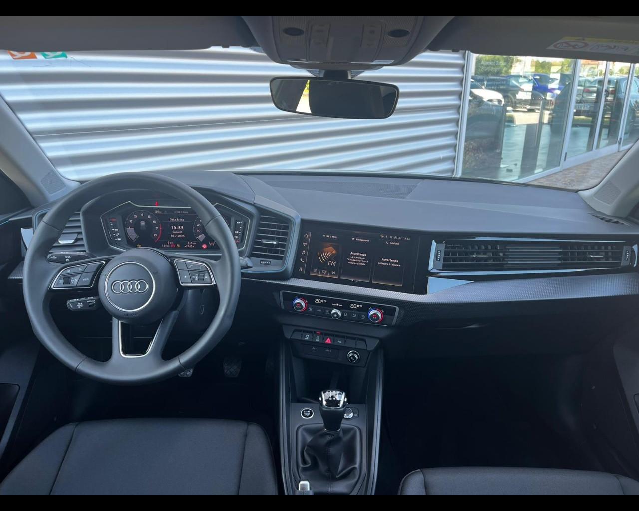 AUDI A1 ALLSTREET 30 TFSI IDENTITY CONTRAST