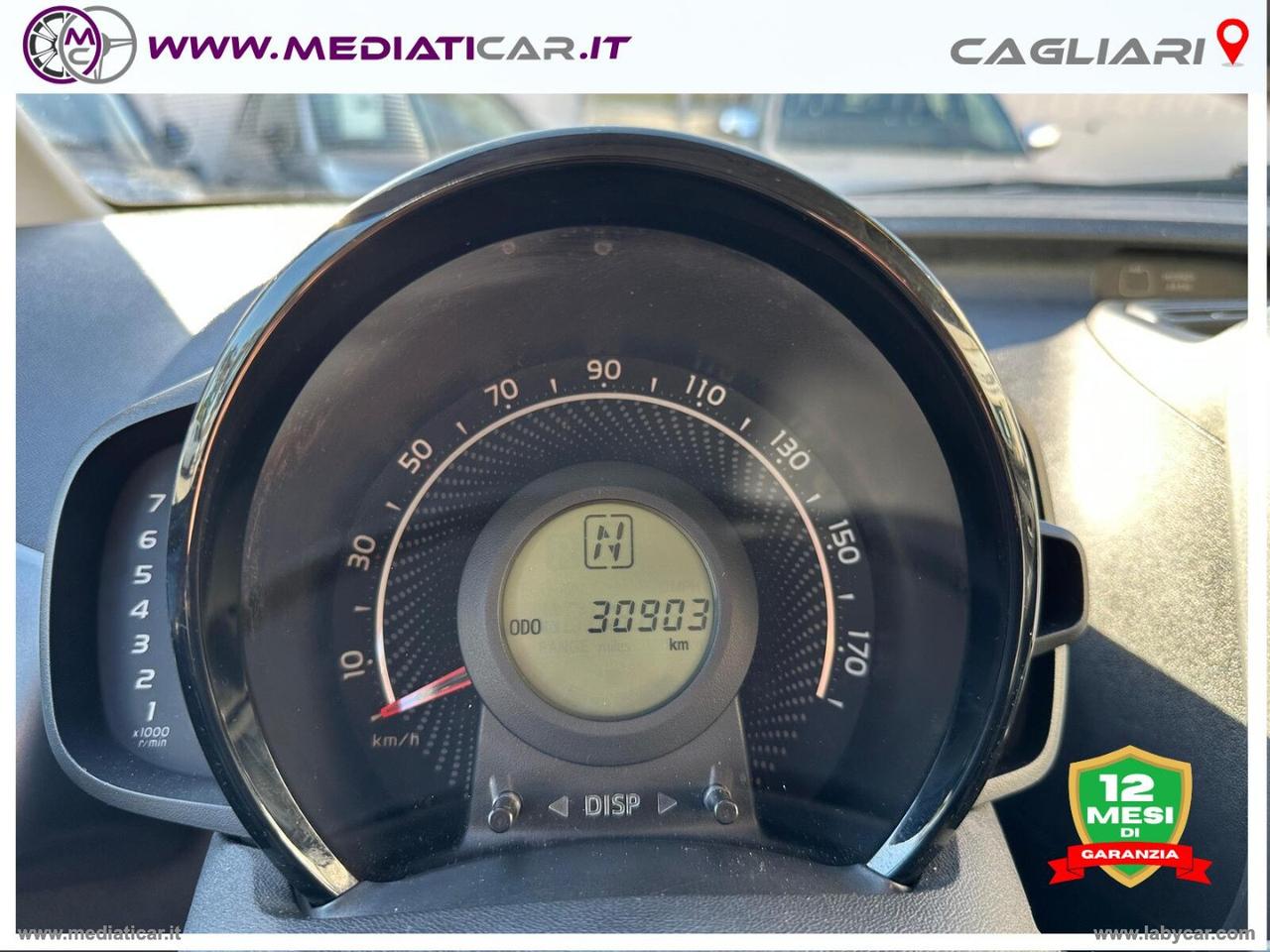 TOYOTA Aygo Con. 1.0 VVT-i 72 CV 5p. x-play MMT