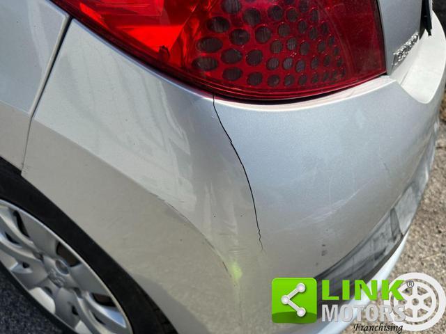 PEUGEOT 207 1.4 HDi 70CV 5p. ONE Line