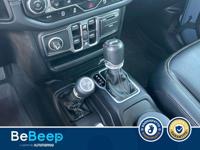 Jeep Wrangler UNLIMITED 2.0 TURBO SAHARA AUTO