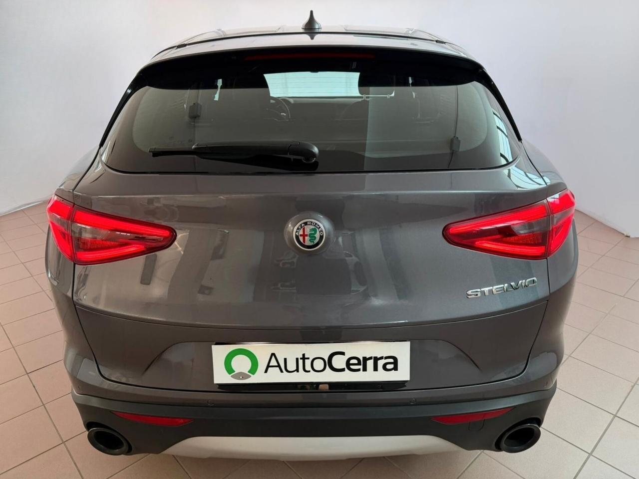 Alfa Romeo Stelvio 2.2 Turbodiesel 160 CV AT8 RWD Super Business