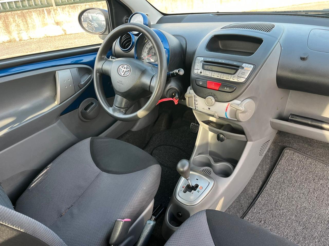 Toyota Aygo 1.0benz CAMBIO AUTOMATICO