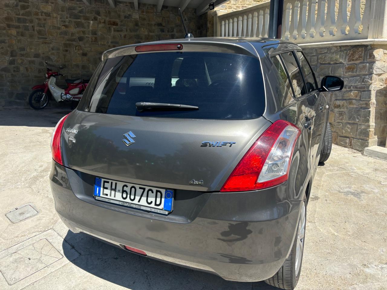 Suzuki Swift 1.2 VVT 4WD 5 porte GL Style