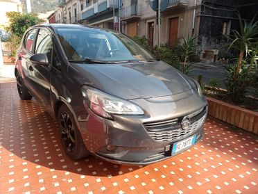 Opel Corsa 1.2 5 porte b-Color