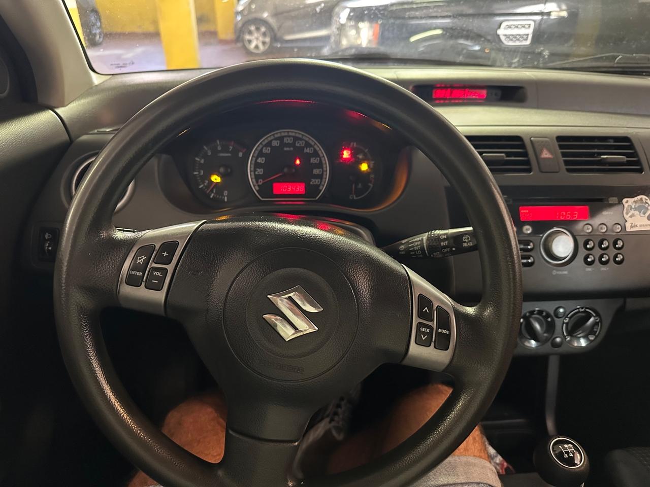 Suzuki Swift 1.3 5p. GLX