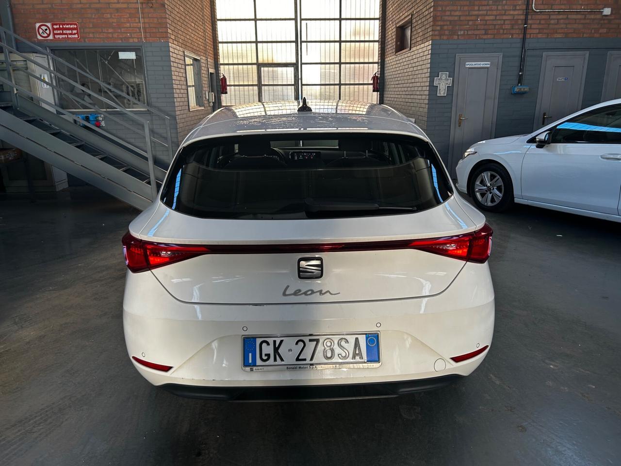 Seat Leon 2.0 TDI Business berlina neopatentati