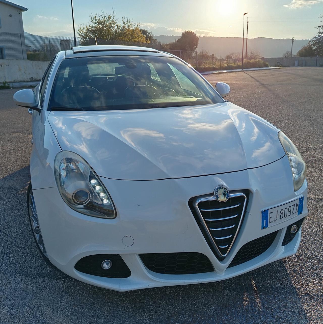 Alfa Romeo Giulietta 2.0 JTDm-2 140 CV Distinctive