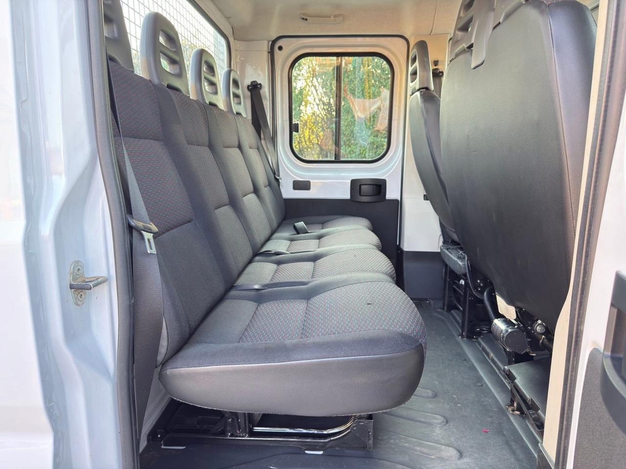 Furgone cassonato OPEL MOVANO - 7 POSTI