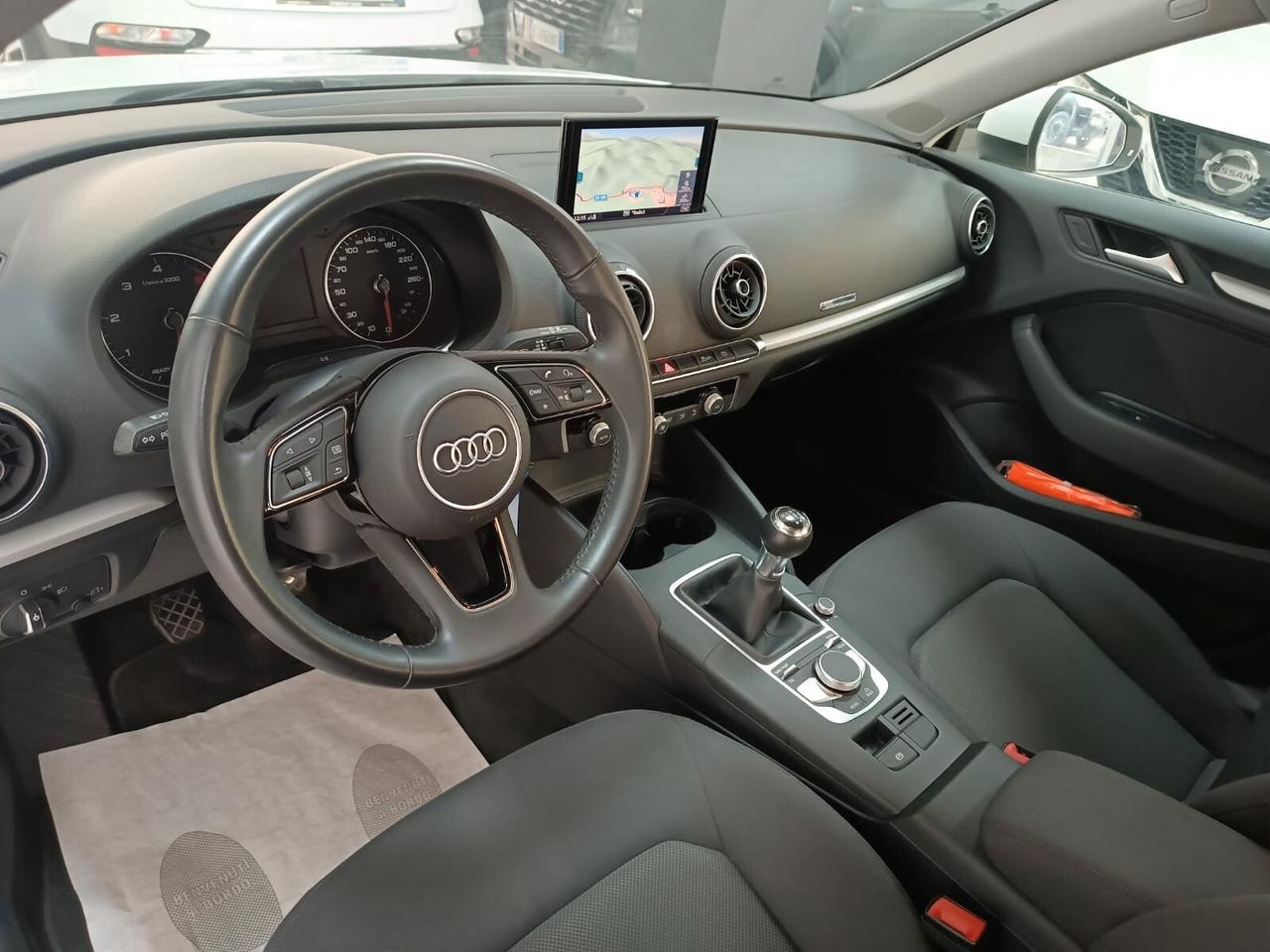 Audi A3 SPB 30 TDI Business