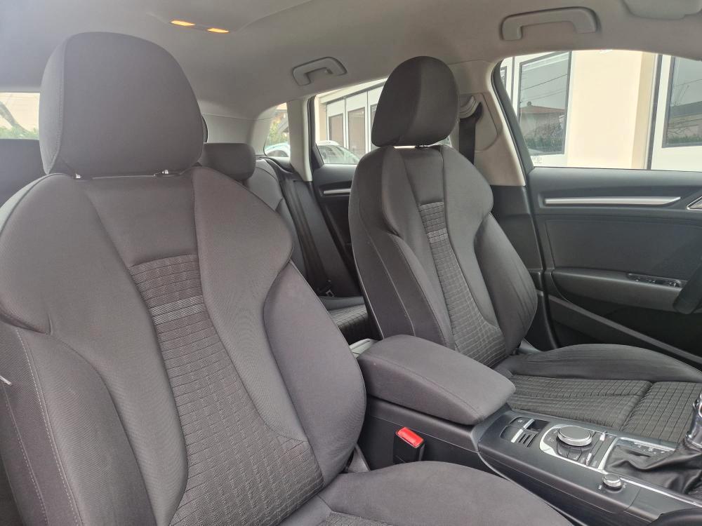 Audi A3 Sportback 1.4 tfsi Ambition s-tronic
