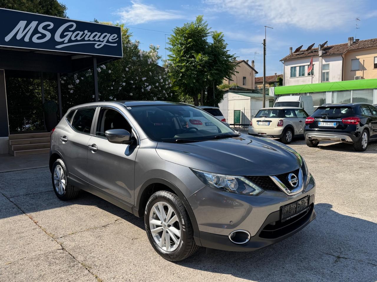 Nissan Qashqai 115v neopatentati